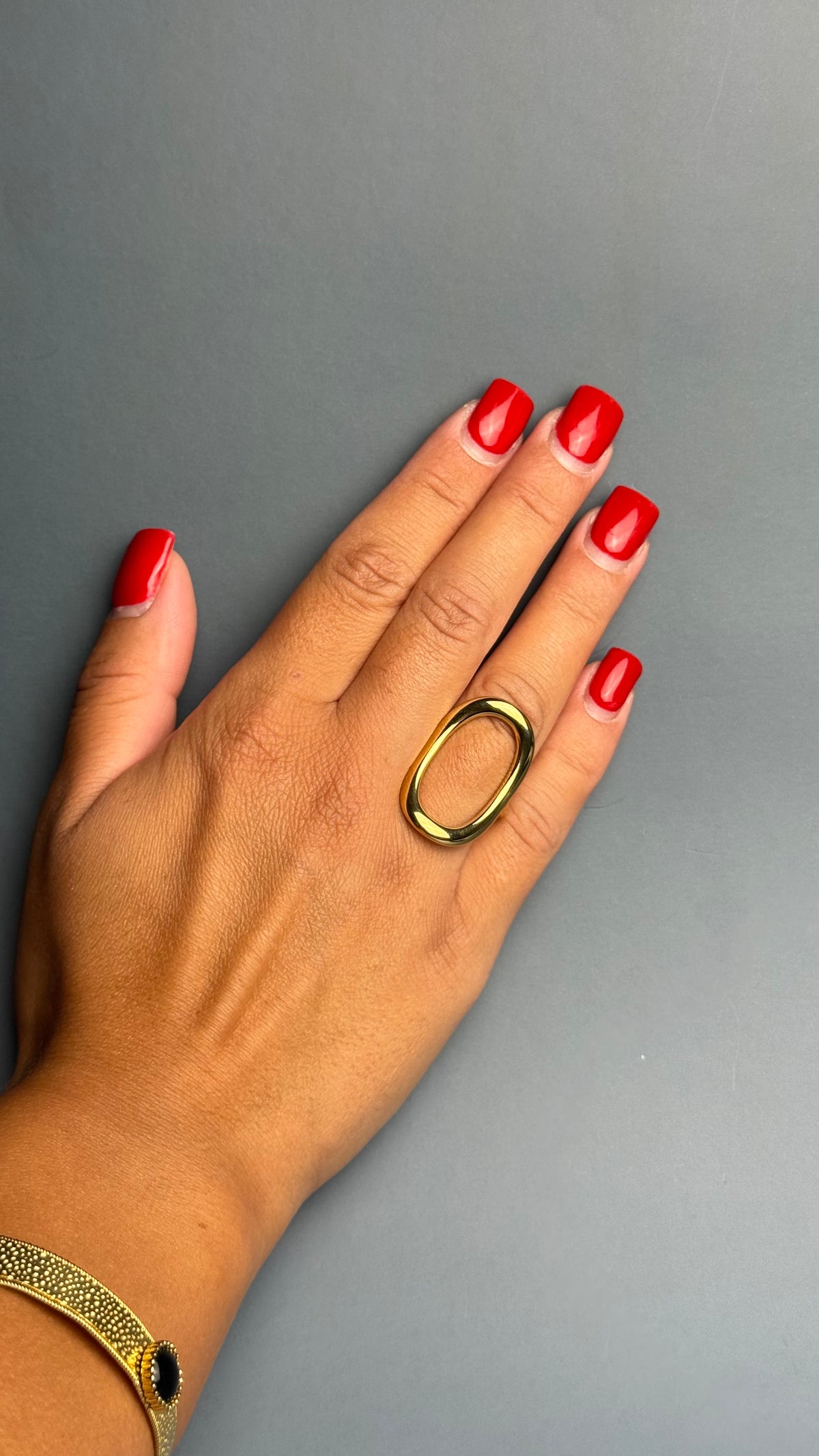 Anello Oval