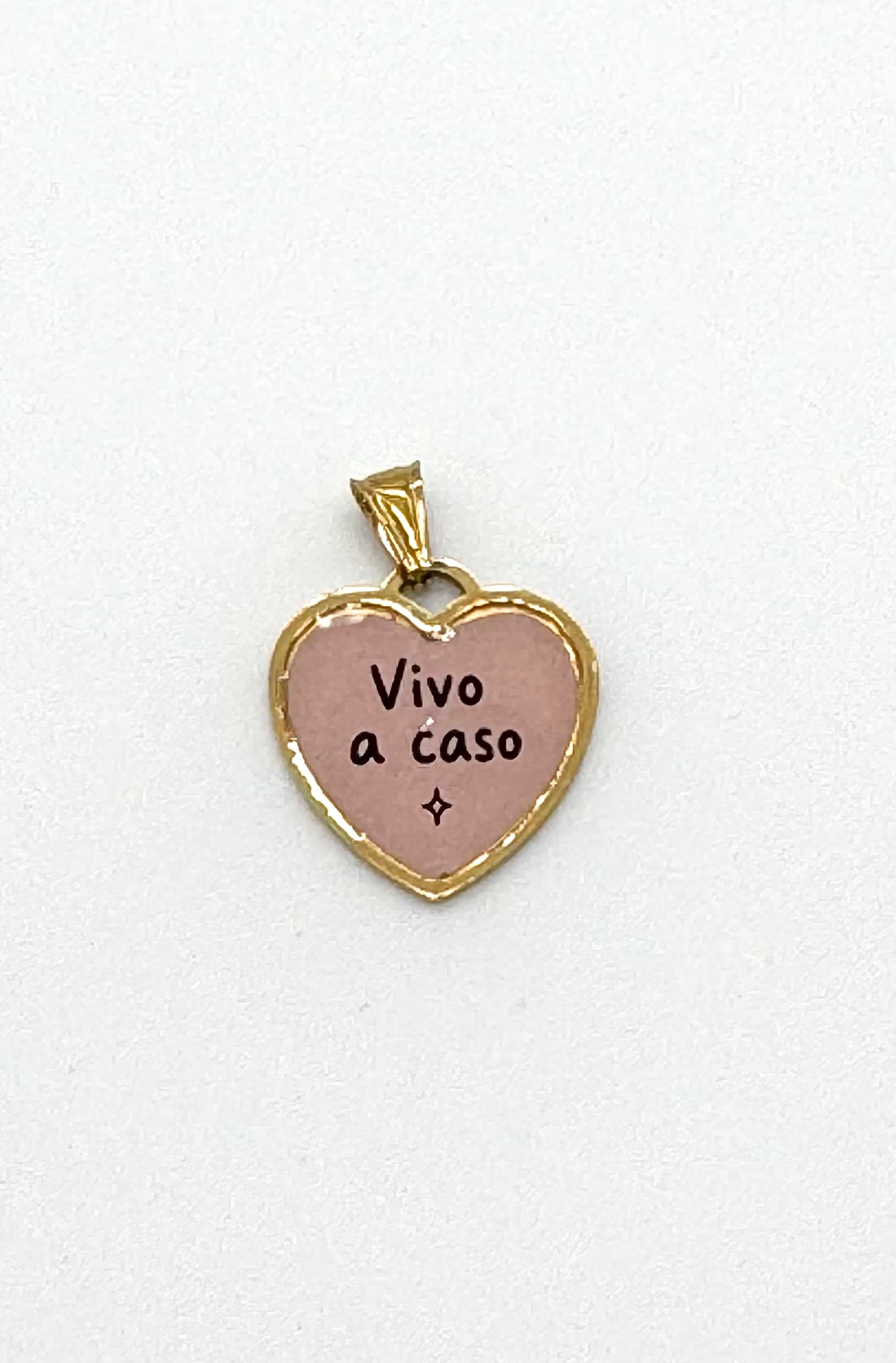 Ciondolo Vivo a Caso