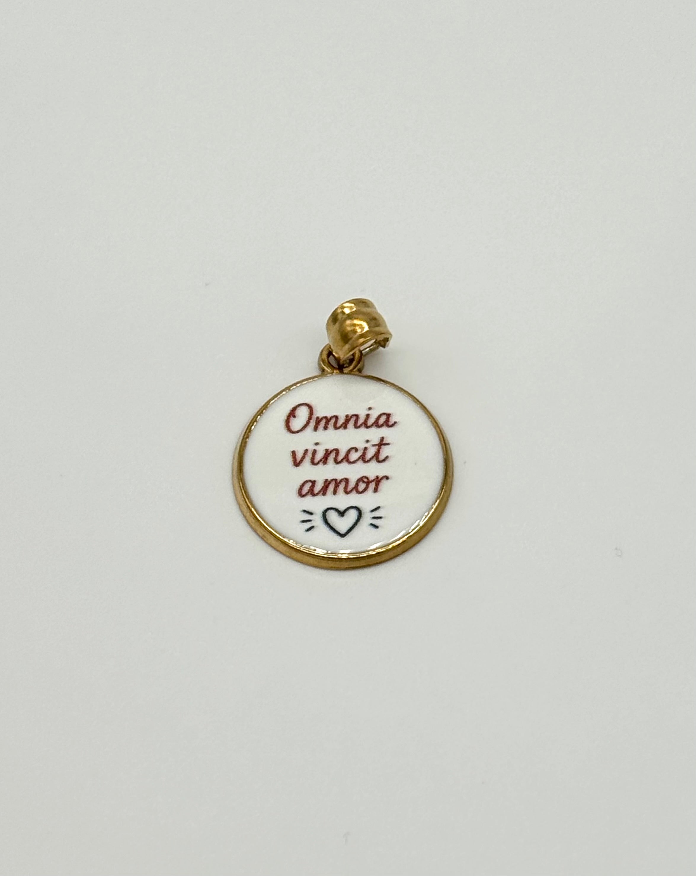 Ciondolo Omnia Vincit Amor